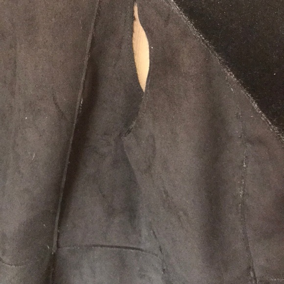 Vintage Faux Fur Draping Vest - Picture 5 of 7